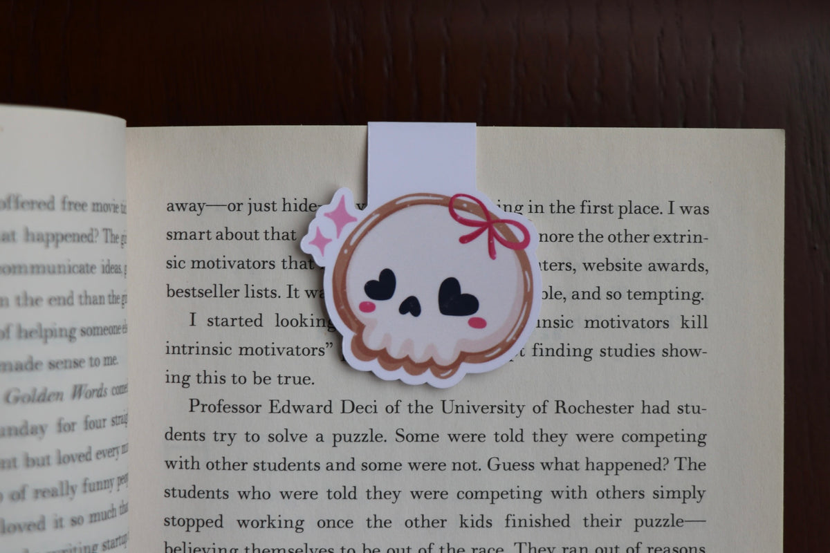 Skull Sugar Cookie Magnetic Bookmark